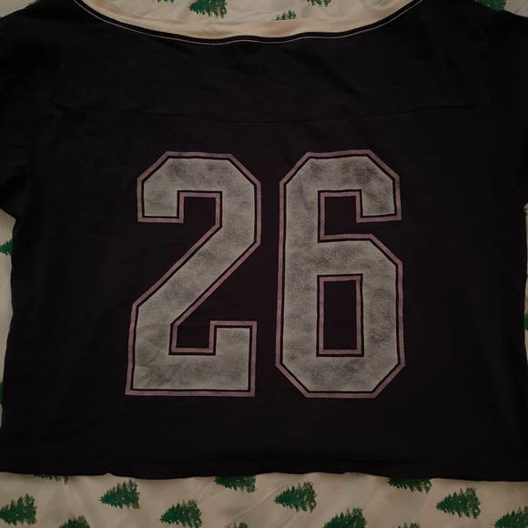 Hollister Oversized Off the Shoulder Graphic Tee - Picture 2 of 2